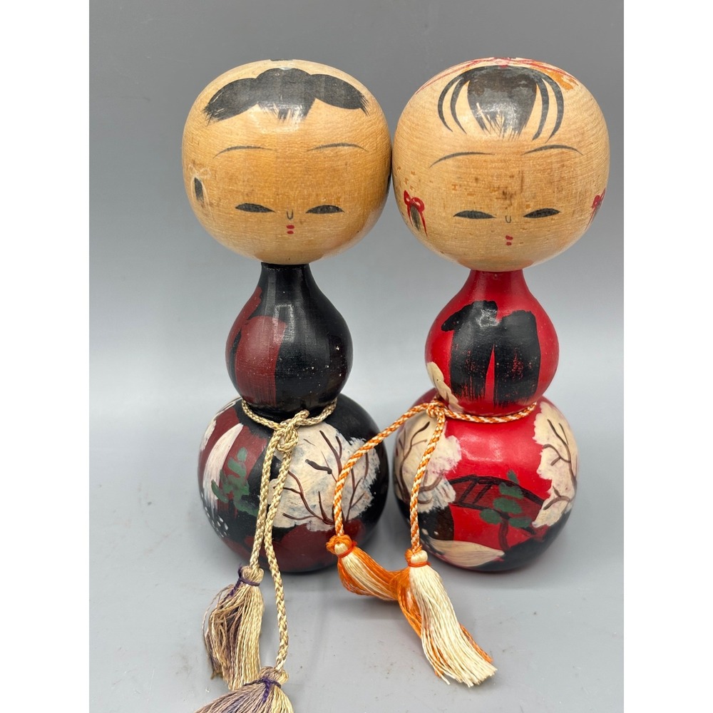 Vintage Japanese‎ Kokeshi Dolls Set Hand Painted Wood Folk Art Pair
